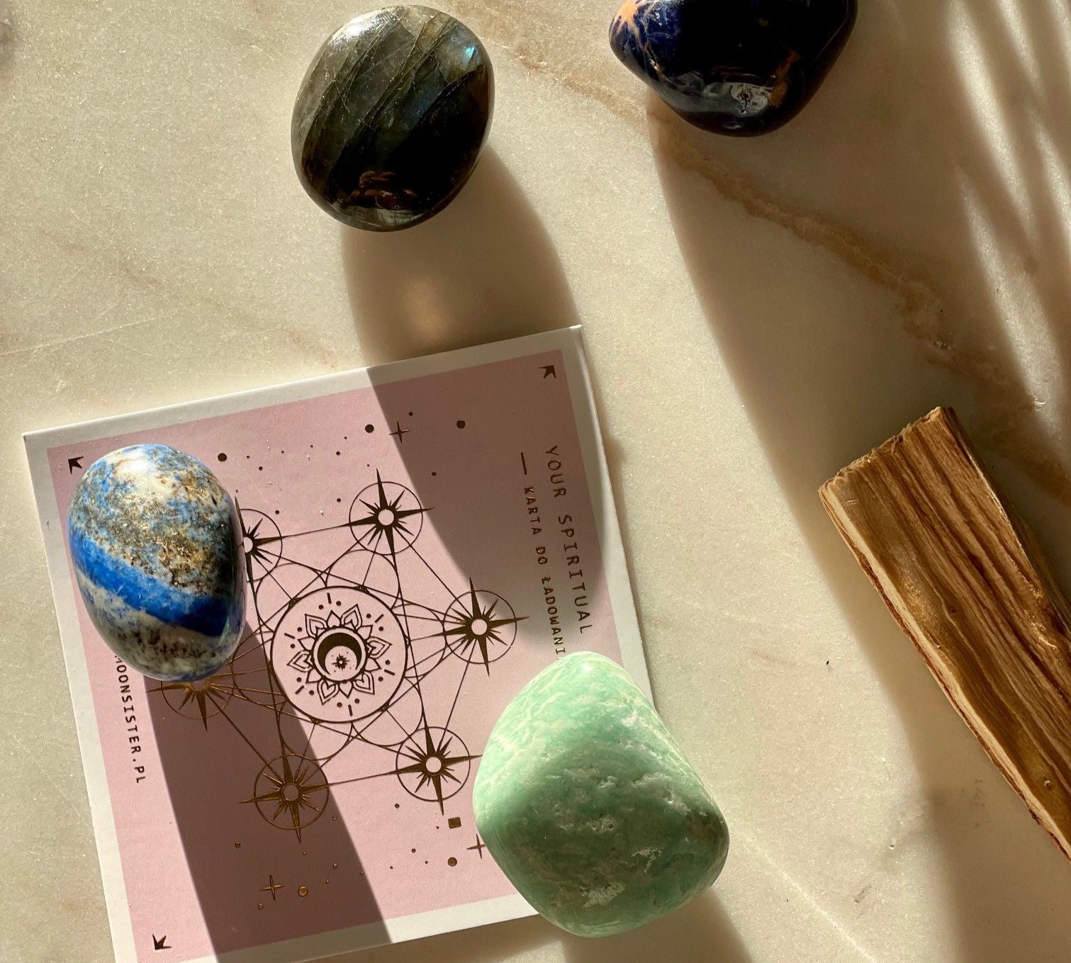 Magiczne kamienie na wzmocnienie intuicji - Intuition Moonsister